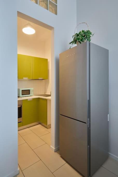 Lenny'S Central Apartment Милан Экстерьер фото